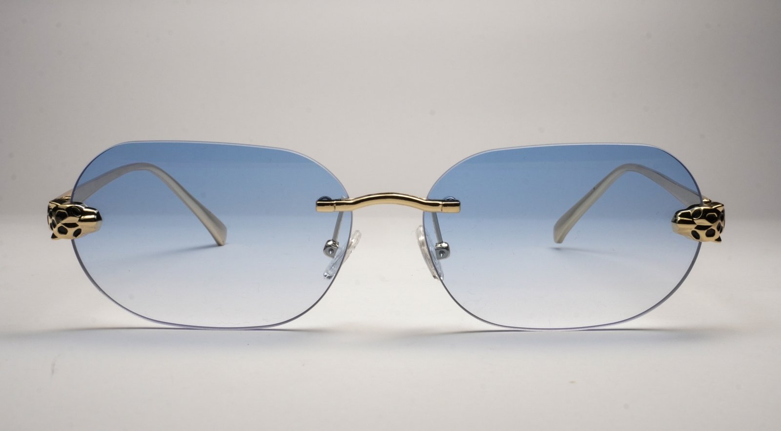 ROLAND Blue Eyeglass